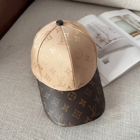 Бейсболка Louis Vuitton Легкая и дышащ