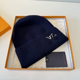 Бейсболка Louis Vuitton Новая вязаная 