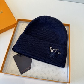 Бейсболка Louis Vuitton Новая вязаная 