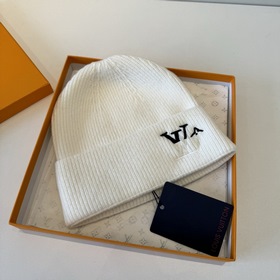 Бейсболка Louis Vuitton Новая вязаная 