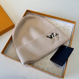 Бейсболка Louis Vuitton Новая вязаная 
