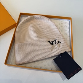 Бейсболка Louis Vuitton Новая вязаная 