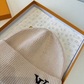 Бейсболка Louis Vuitton Новая вязаная 