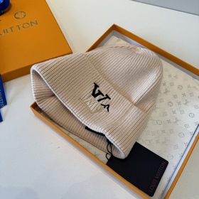 Бейсболка Louis Vuitton Новая вязаная 