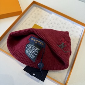 Бейсболка Louis Vuitton Новая вязаная 