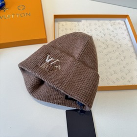 Бейсболка Louis Vuitton Новая вязаная 