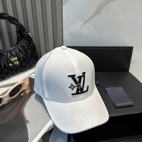 Бейсболка Louis Vuitton Новая бейсболк