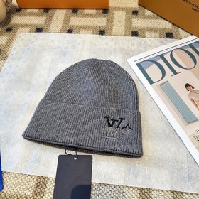 Товары Louis Vuitton, вязаная шерстяна