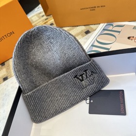 Товары Louis Vuitton, вязаная шерстяна