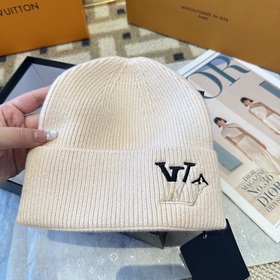 Товары Louis Vuitton, вязаная шерстяна