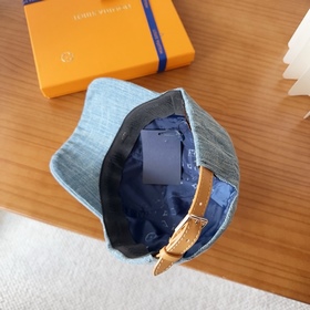 Бейсболка Louis Vuitton Легкая и дышащ