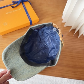 Бейсболка Louis Vuitton Легкая и дышащ