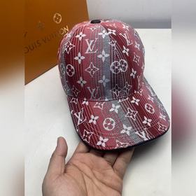 Новое поступление с коробкой и тканевы