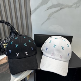 Двусторонняя бейсболка Louis Vuitton с