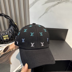 Двусторонняя бейсболка Louis Vuitton с