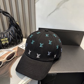 Двусторонняя бейсболка Louis Vuitton с
