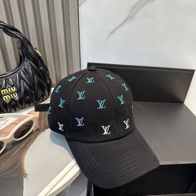Двусторонняя бейсболка Louis Vuitton с