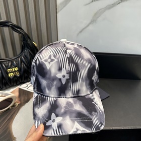 Бейсболка Louis Vuitton LV Новая колле