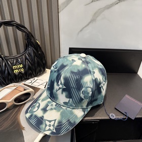 Бейсболка Louis Vuitton LV Новая колле