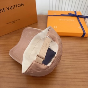 Бейсболка Louis Vuitton Легкая и дышащ