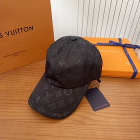 Бейсболка Louis Vuitton Легкая и дышащ