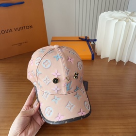 Аутентичная вышитая бейсболка Louis Vu