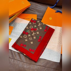 Новые поступления Новый квадратный ка