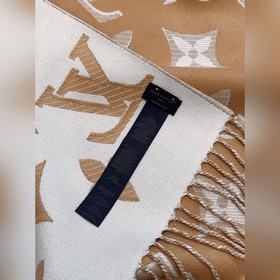 Шарф LV (Louis Vuitton) Essential Shin