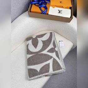 LOUIS VUITTON Женское LV Medallion B