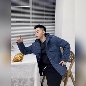 Пуховая куртка Louis Vuitton сохраняет