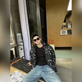 Пуховик Louis Vuitton x Yayoi Kusama P