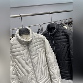 LV25FW Осень/Зима Новинка： нейлоновая