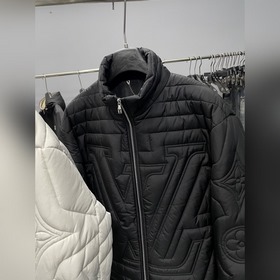 LV25FW Осень/Зима Новинка： нейлоновая