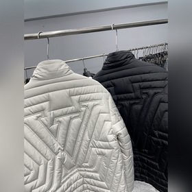 LV25FW Осень/Зима Новинка： нейлоновая 