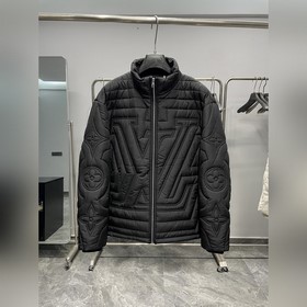 LV25FW Осень/Зима Новинка： нейлоновая 