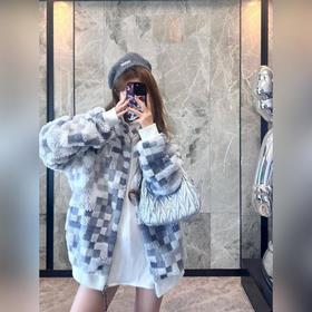LOUIS VUITTON Коллекция для лыжников К