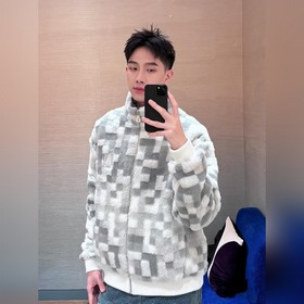 LOUIS VUITTON Коллекция для лыжников К