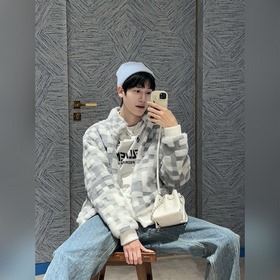 LOUIS VUITTON Коллекция для лыжников К