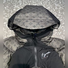 Эта пуховая куртка Louis Vuitton, пред