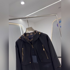 Louis Vuitton 2026 Осень/Зима Новая ку