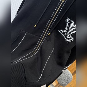 LOUIS VUITTON Вязаный кардиган с моног