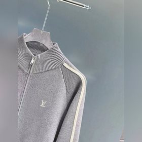 Официальный сайт Louis Vuitton Осень/З