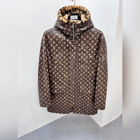 Бренд： Louis Vuitton Материал： Теляч