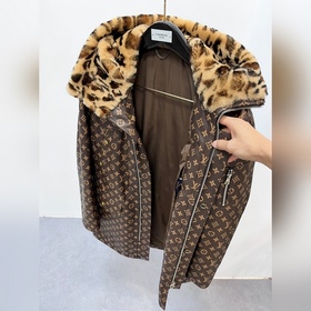 Бренд： Louis Vuitton Материал： Теляч