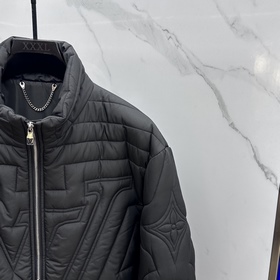 Хлопковое пальто Louis Vuitton* High-E
