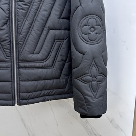 Хлопковое пальто Louis Vuitton* High-E