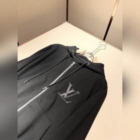 Коллекция Louis Vuitton Louis Family о