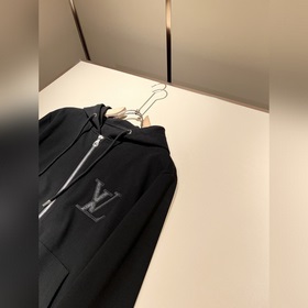 Коллекция Louis Vuitton Louis Family о