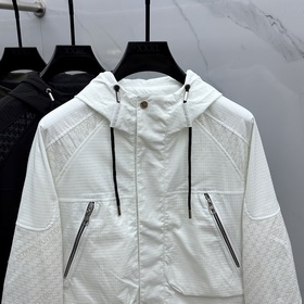 Louis VuittonLouis Vuitton 2026 SS Пре