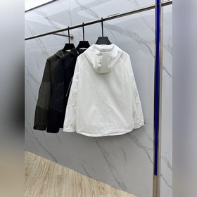 Louis VuittonLouis Vuitton 2026 SS Пре